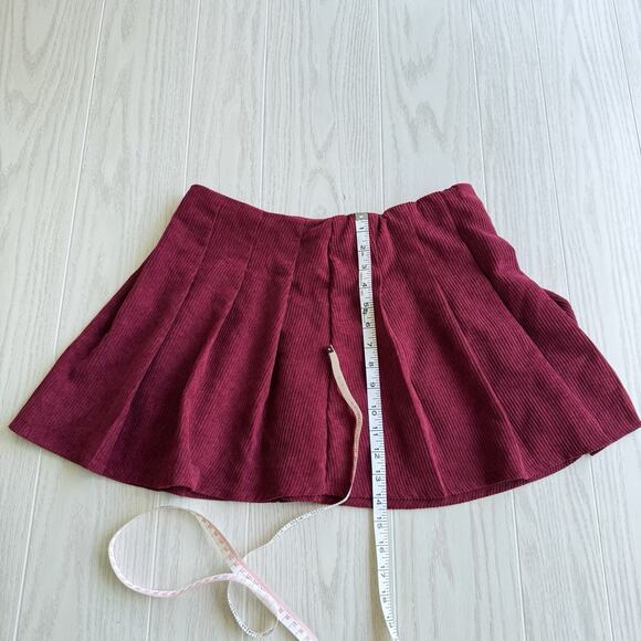Shein Petite Large Maroon Velvet Ribbed Pull-On Skirt Soft Fit - Picture 2 of 8